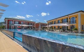 Villas For 4 Or 6 Adults In Therma Village